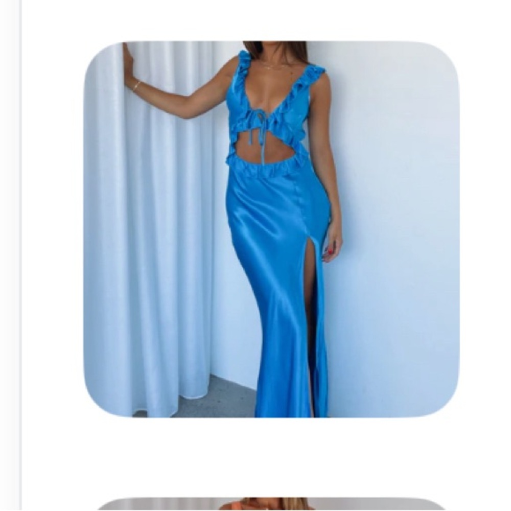 Blue Backless Gown with Plunge Neckline and Slit